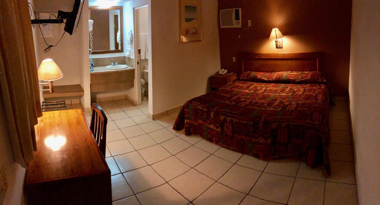 Hotel Posadas Del Ryal Ciudad Constitucion ภายนอก รูปภาพ